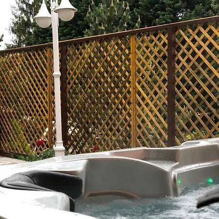 Szálloda Aqua 3*