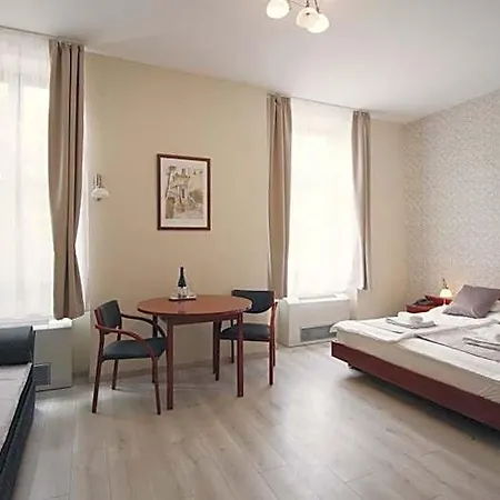 Aqua Hotel 3*
