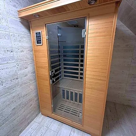 Aqua Hotel